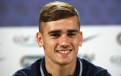 环球电竞-凯利绝杀后国际奖项拿到手软